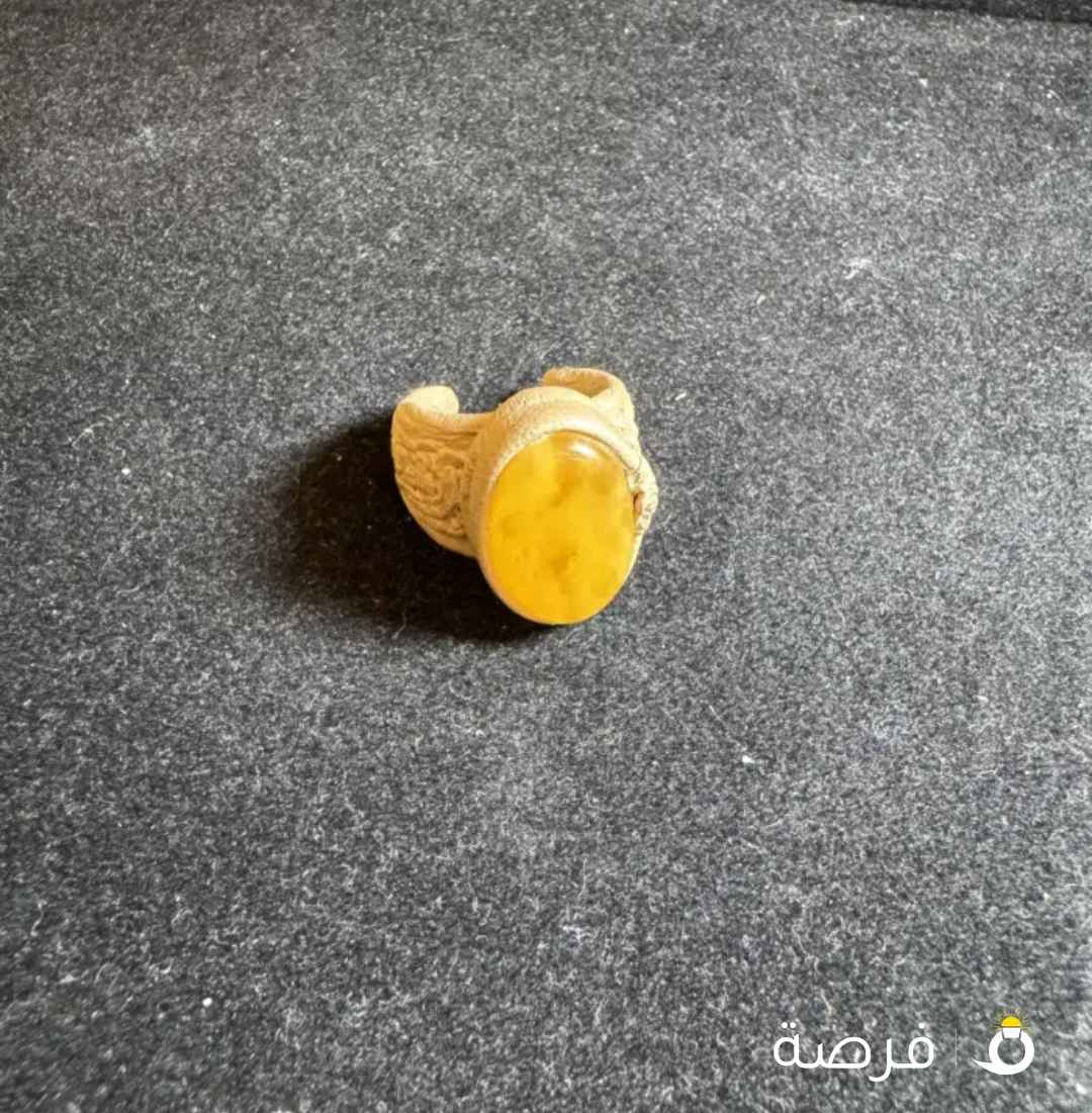 خاتم كهرمان و جلد