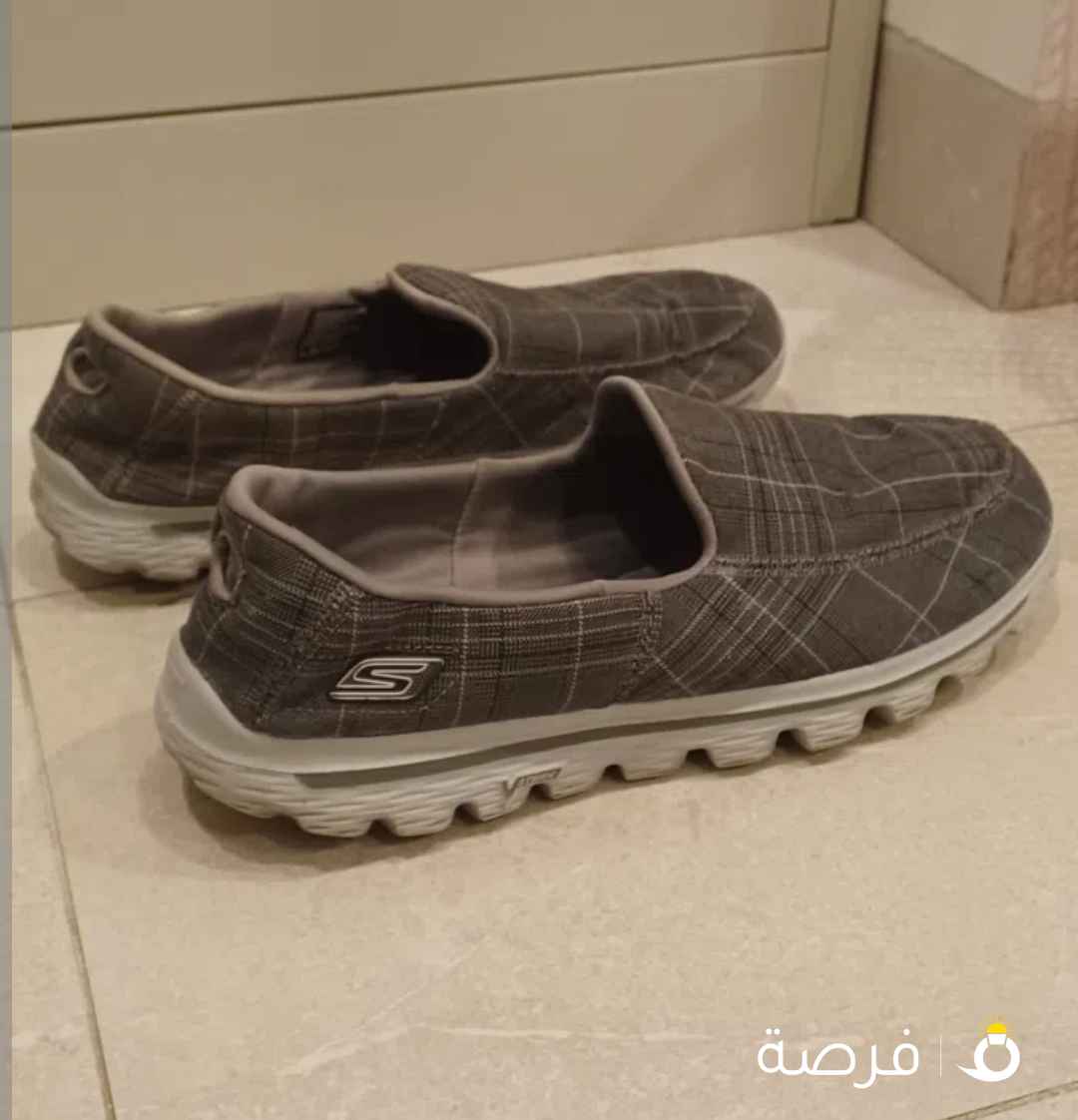 sketches shues size 42 orginal