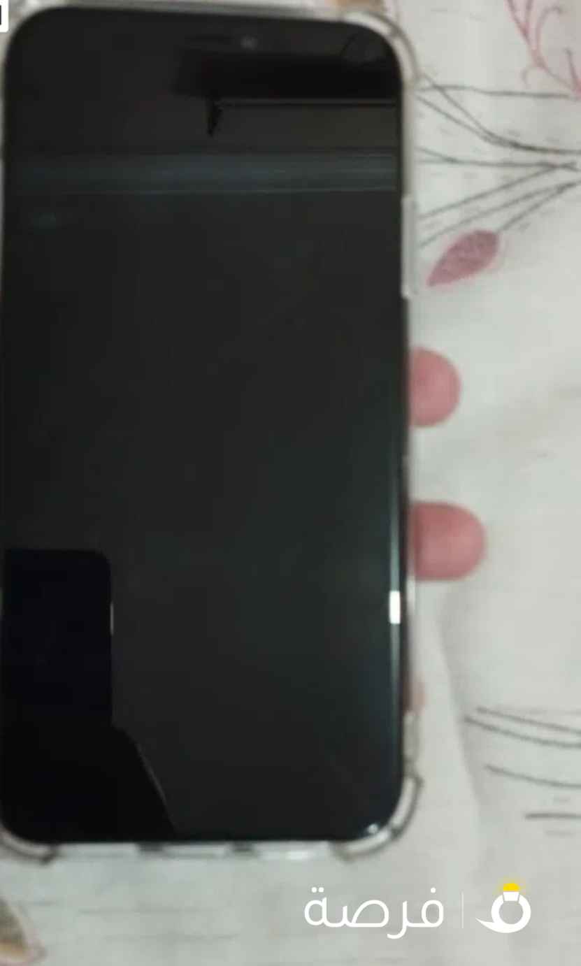 IPhone XR (little damage on back) only whatsapp