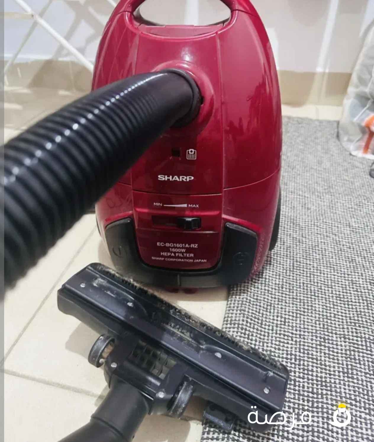 مكنسة كهربائية ⁦⁦SHARP⁩⁩ مستعملة للبيع