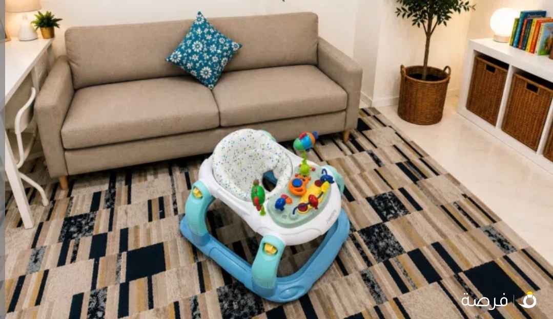 Junior⁩⁩ ⁦⁦Brand⁩⁩ ⁦⁦Baby⁩⁩ ⁦⁦Walker⁩⁩ ⁦⁦Almost⁩⁩ ⁦⁦New⁩⁩ عربة للاطفال ماركة جونيور جديدة تقريباً