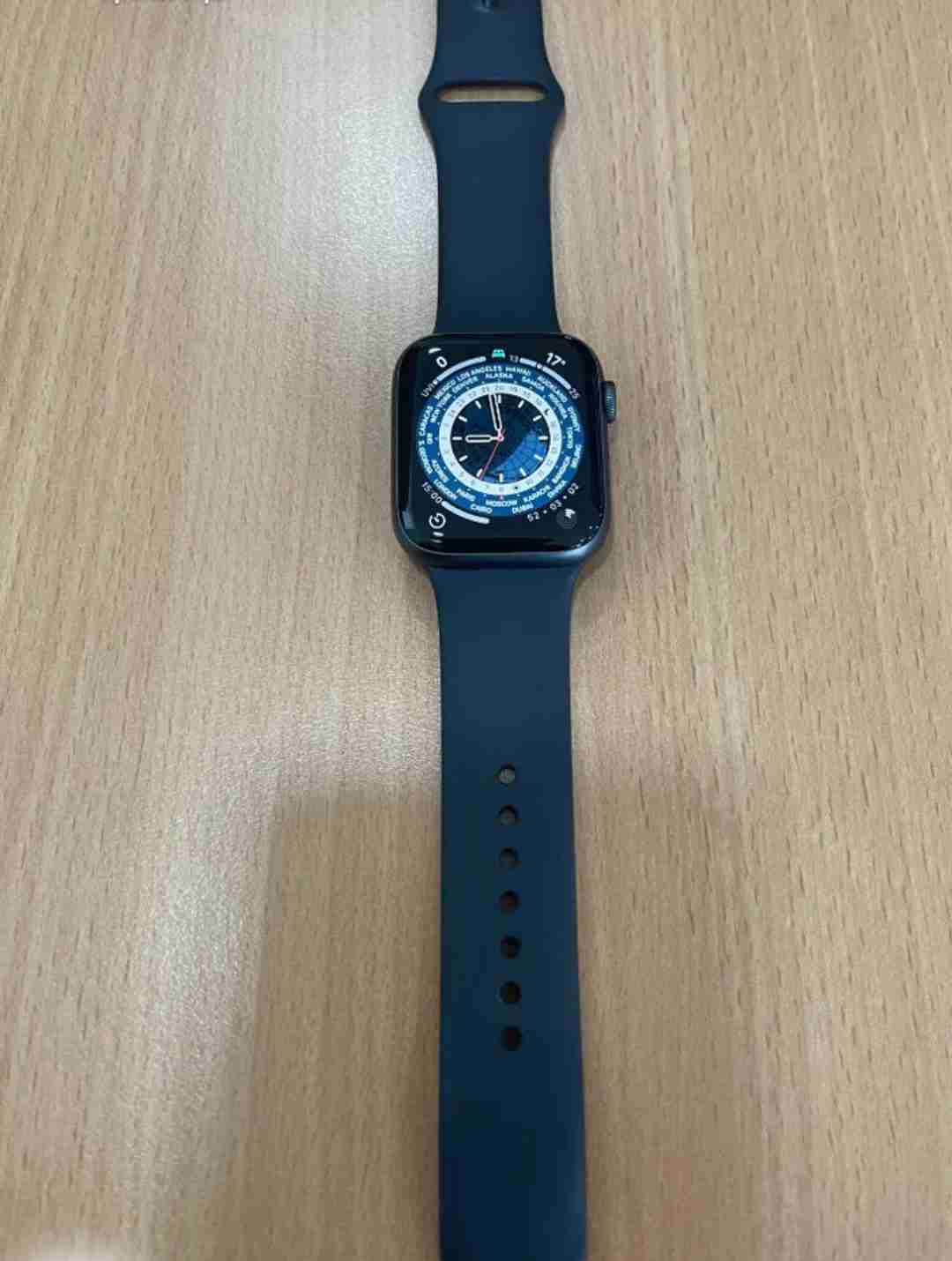 Apple Watch Series 4 GPS + Cellular 44mm