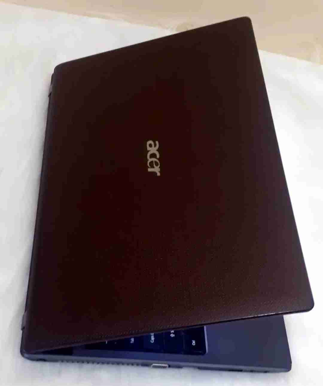 Acer core i3