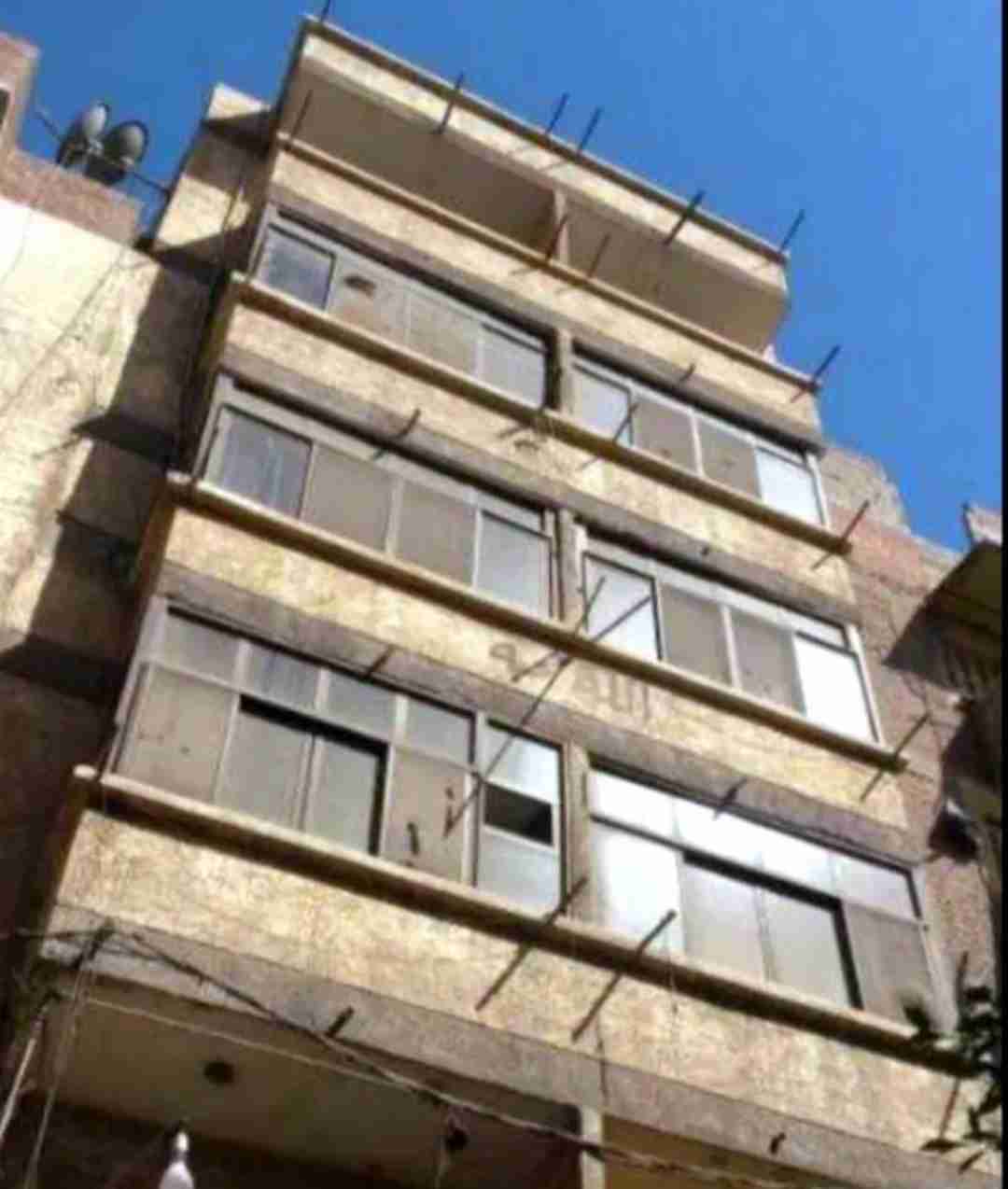 عمارة في الإسكندرية للبيع