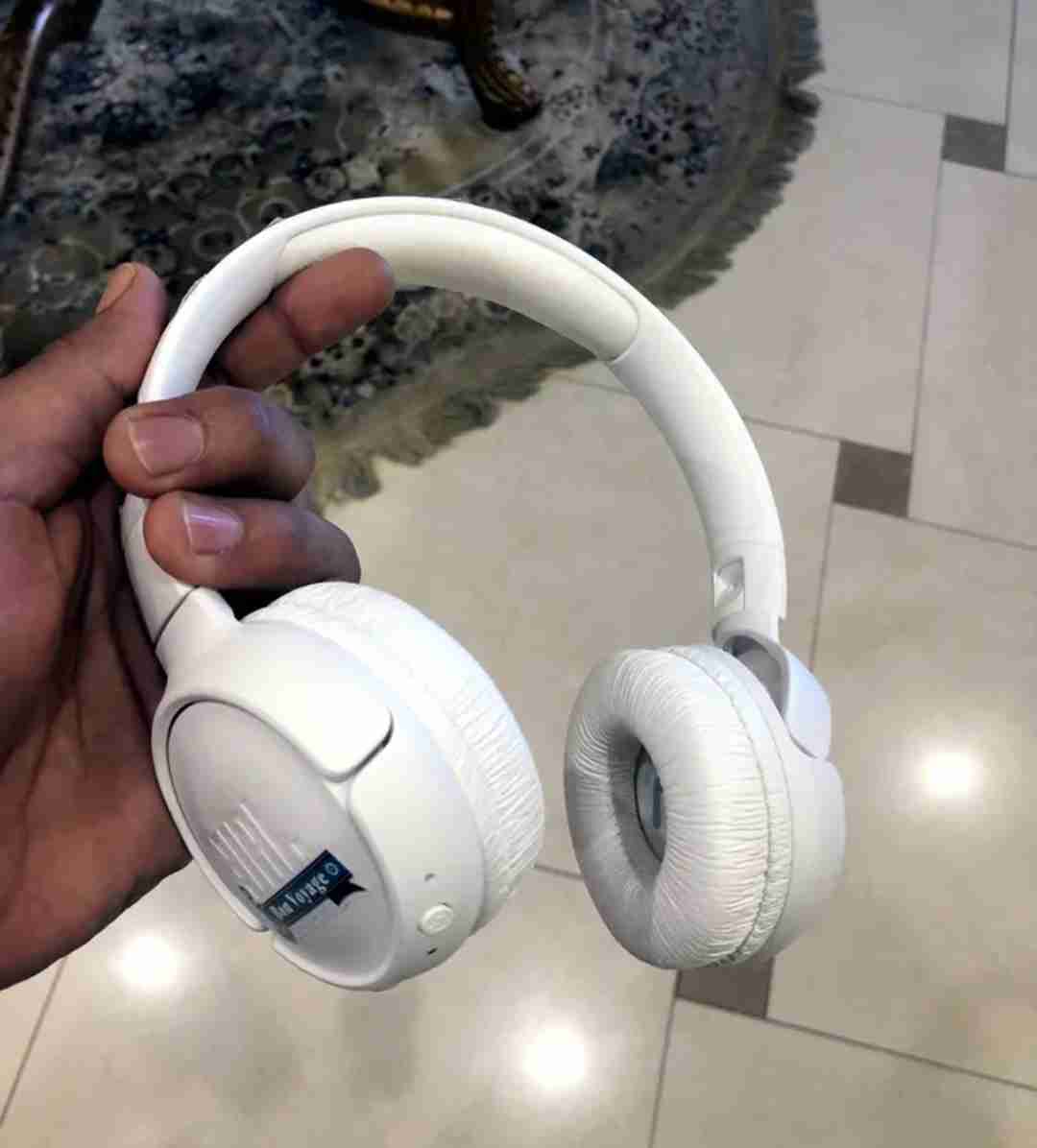 ماركه jbl اصليه