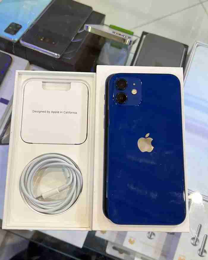 iPhone 12 128GB blue