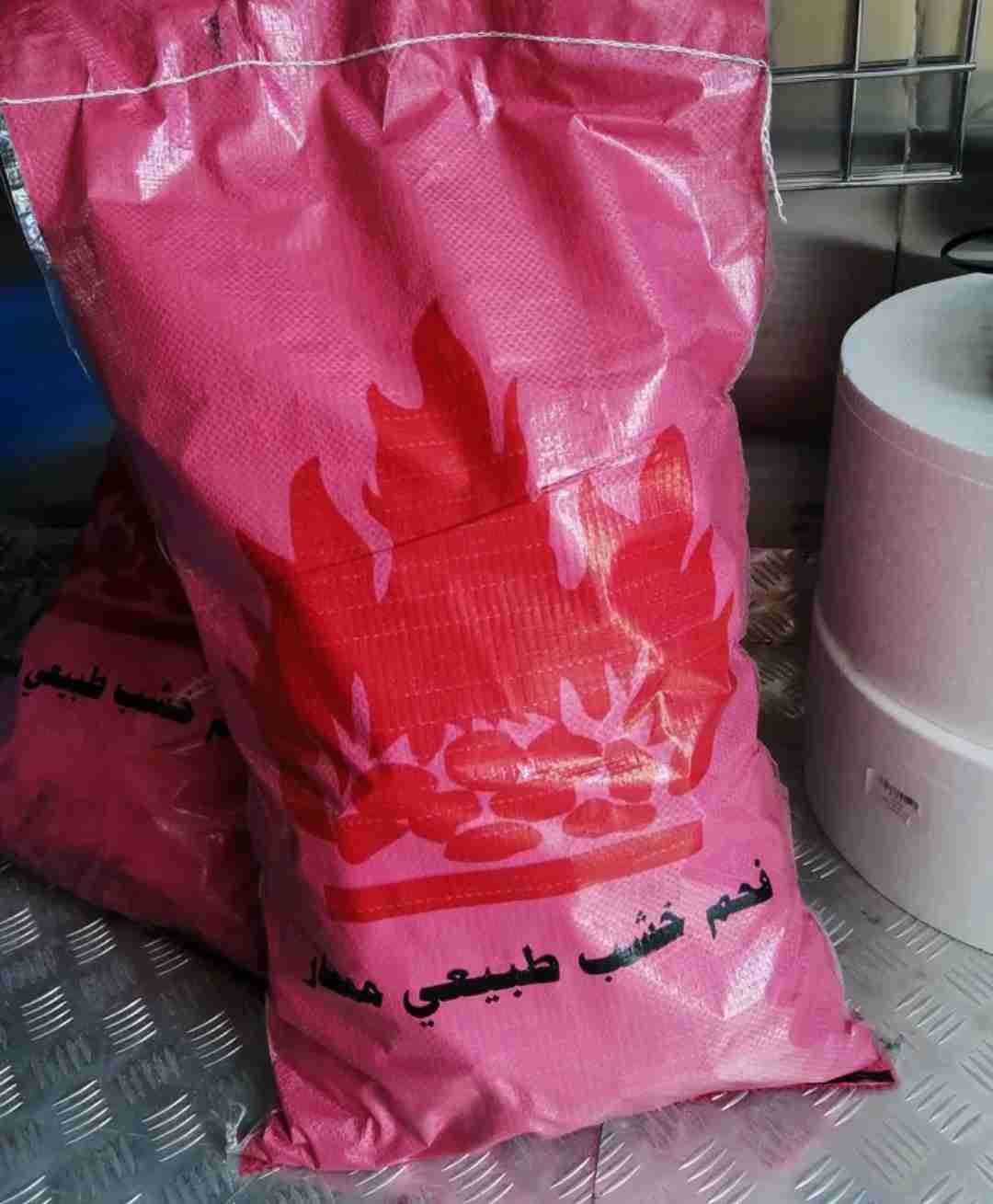 فحم خشب طبيعي