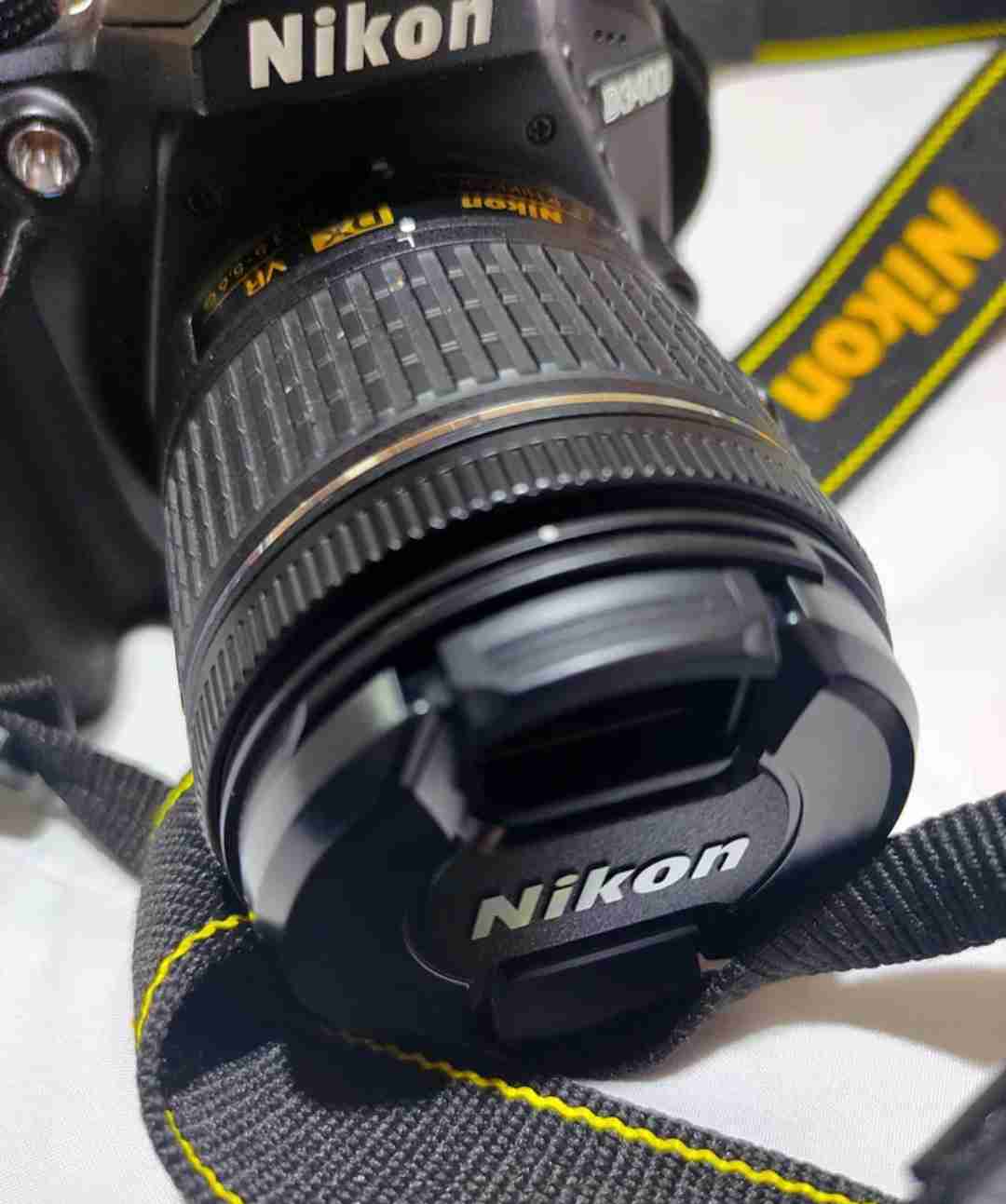 نيكون D3400 + kit lens 18-55