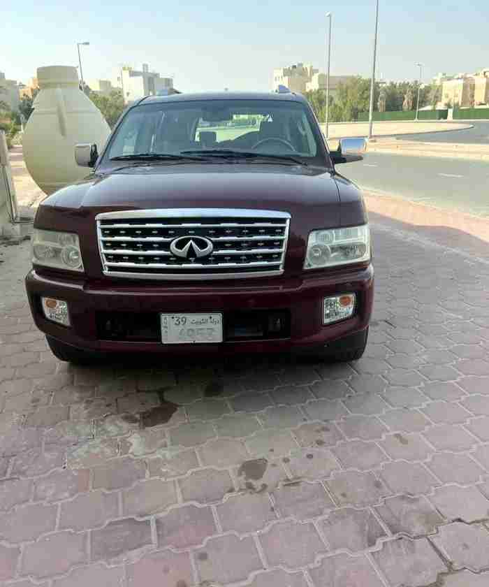 للبيع جيب انفنتي Qx56 بحاله ممتازه