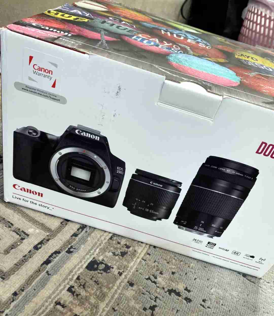 كاميره كانون EOS 250D