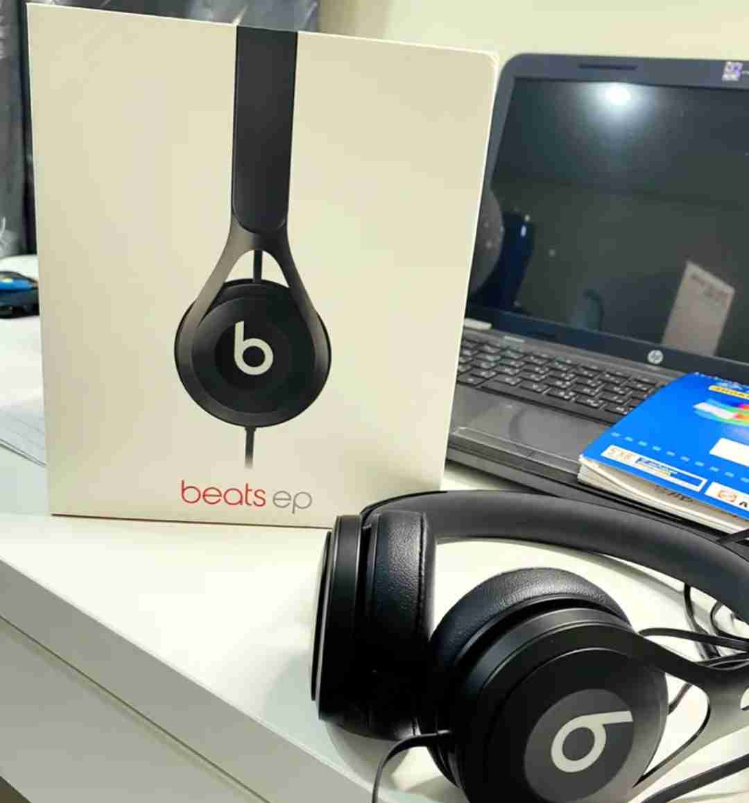 Original Beats EP wired headphones