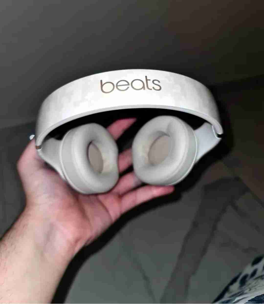 للبيع سماعات Beats Studio3