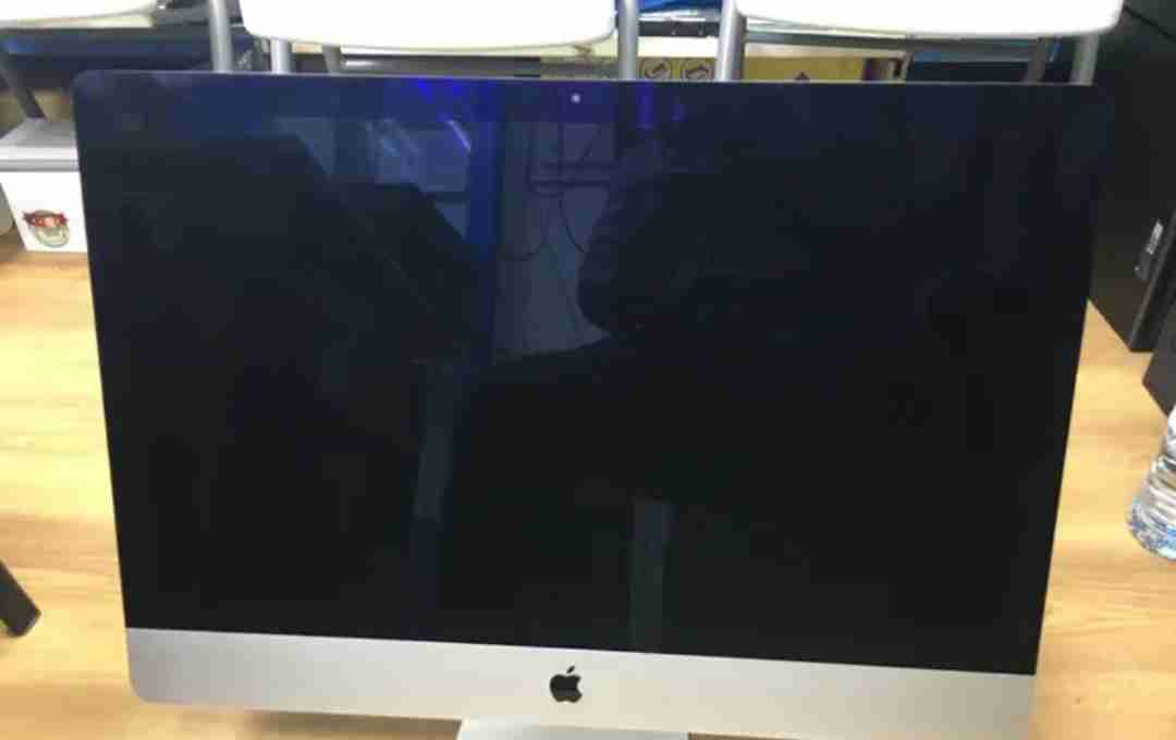 للبيع imac موديل 2017,حجمه27بوصة5k,بحالة ممتازة