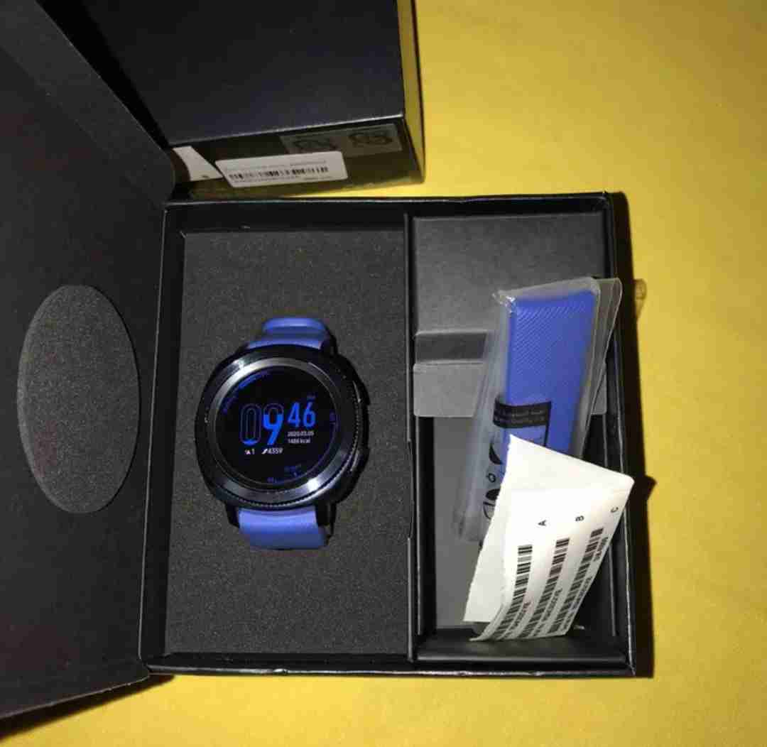 samsung gear sport watch blue colour