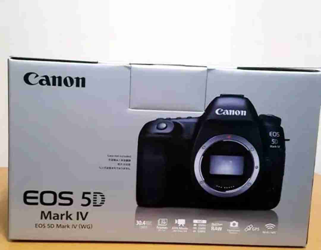 CANON EOS 5D IV