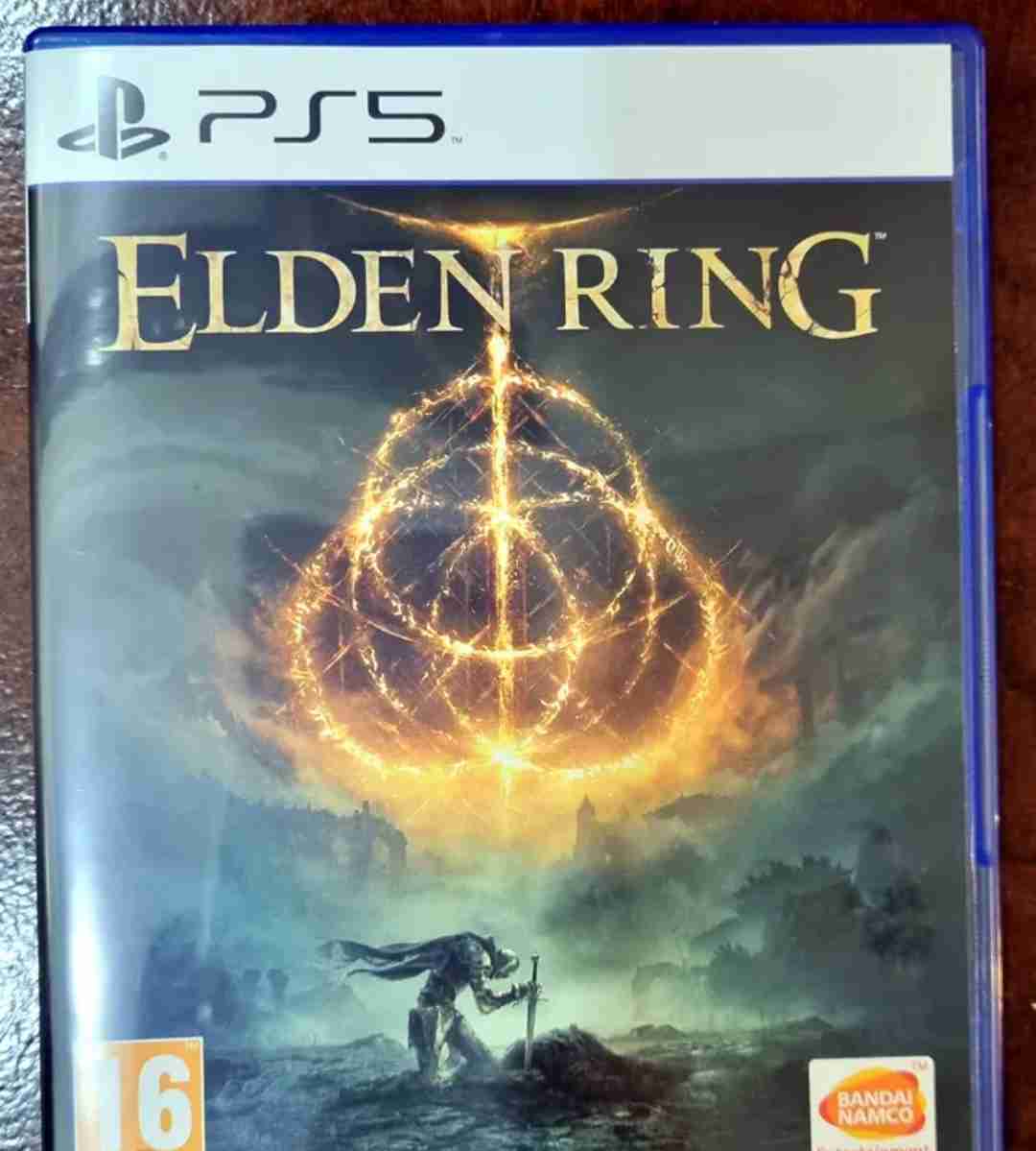 للبيع ELDEN RING PS5 استعمال ساعة فقط