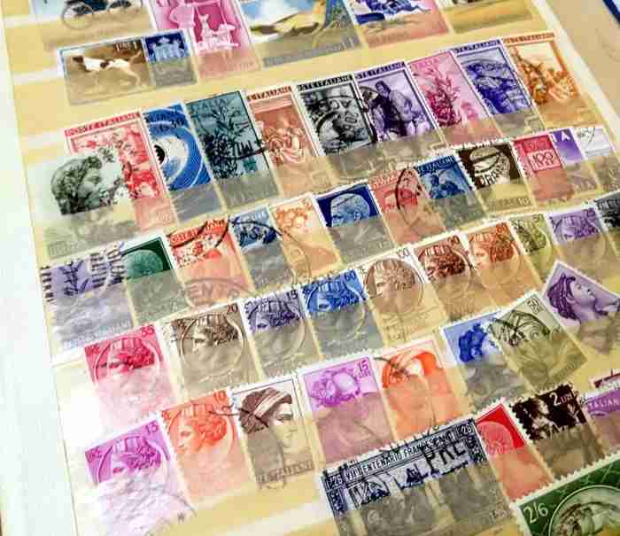 Postage Stamps طوابع بريد