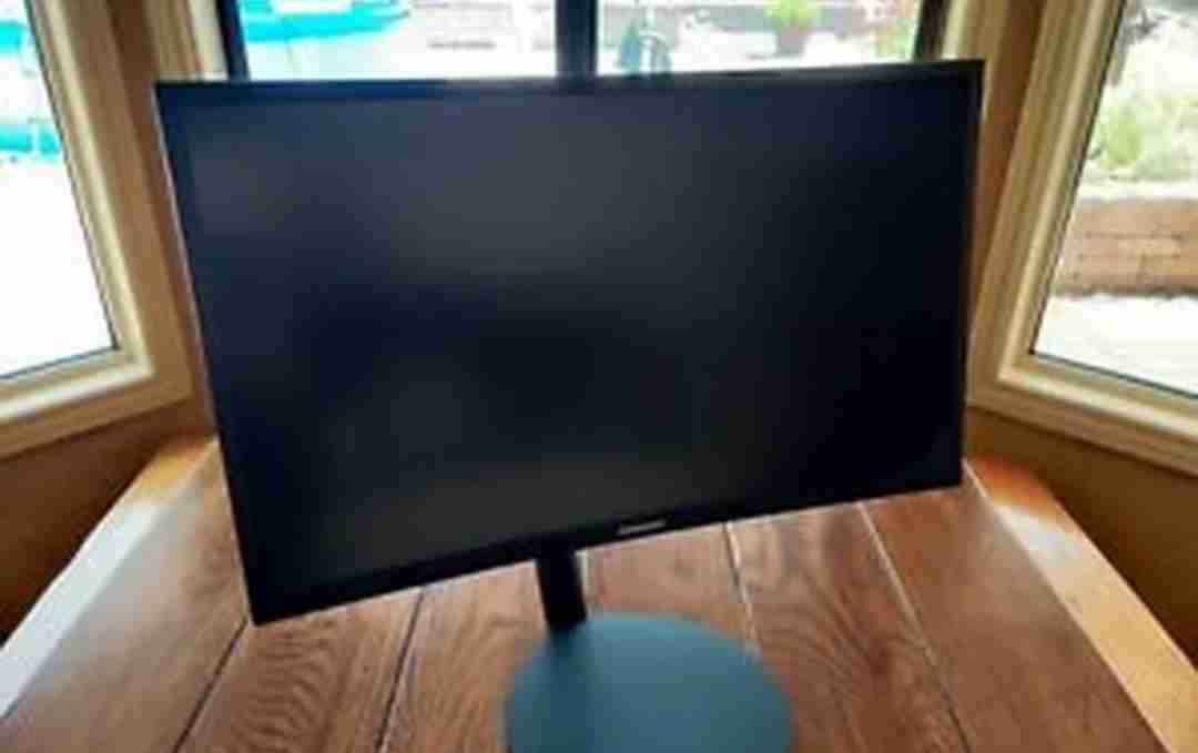 Samsung Gaming Monitor 24 inch Curved