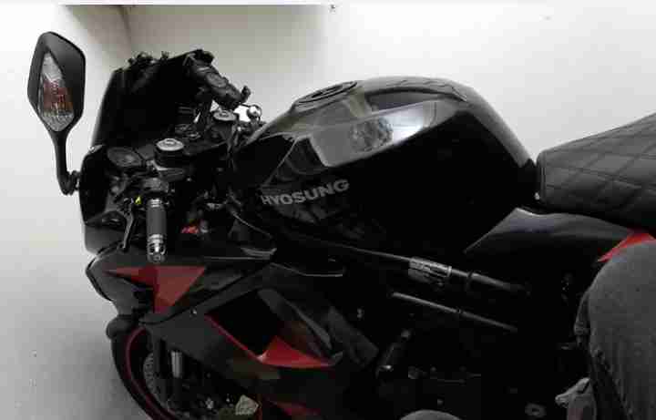 Hyosung gt650r used spare parts