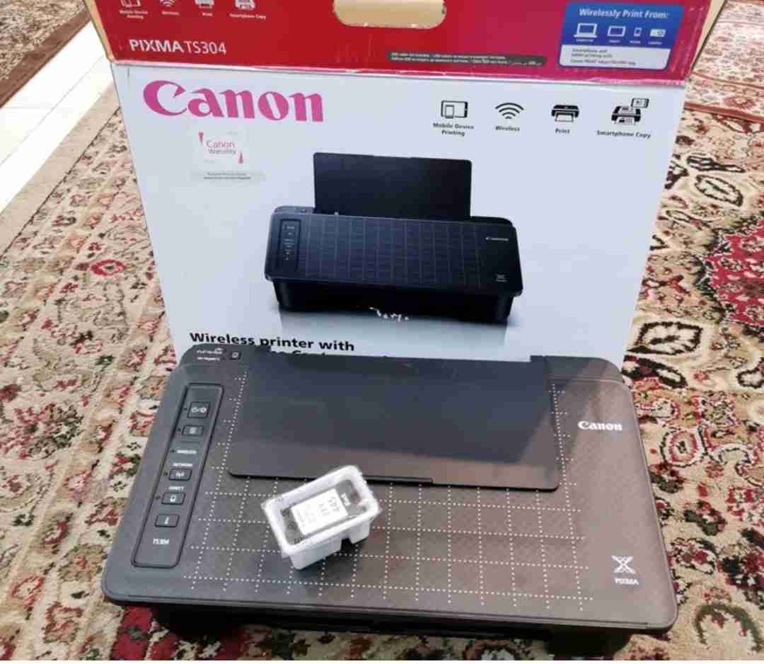 للبيع طابعه مع الحبر من Canon