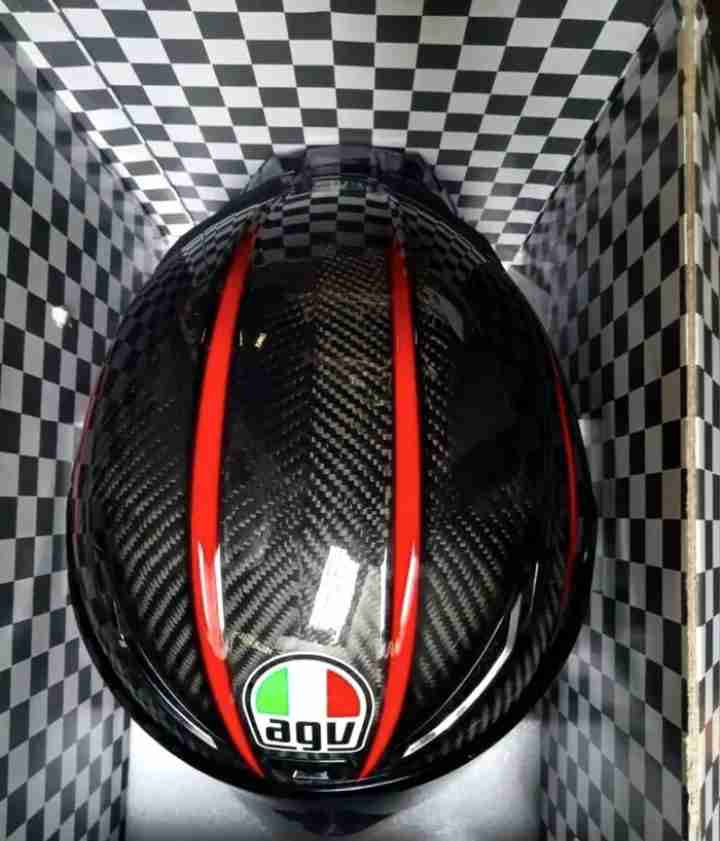 لبيع خوذه AGV Pista GP R