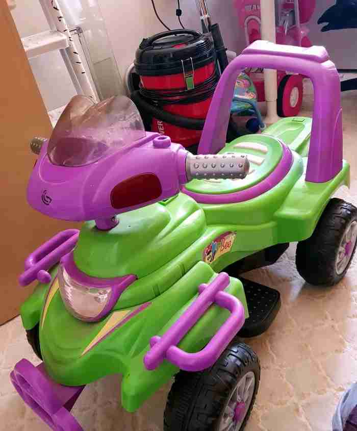 KIDS RECHARGEABLE BUGGY