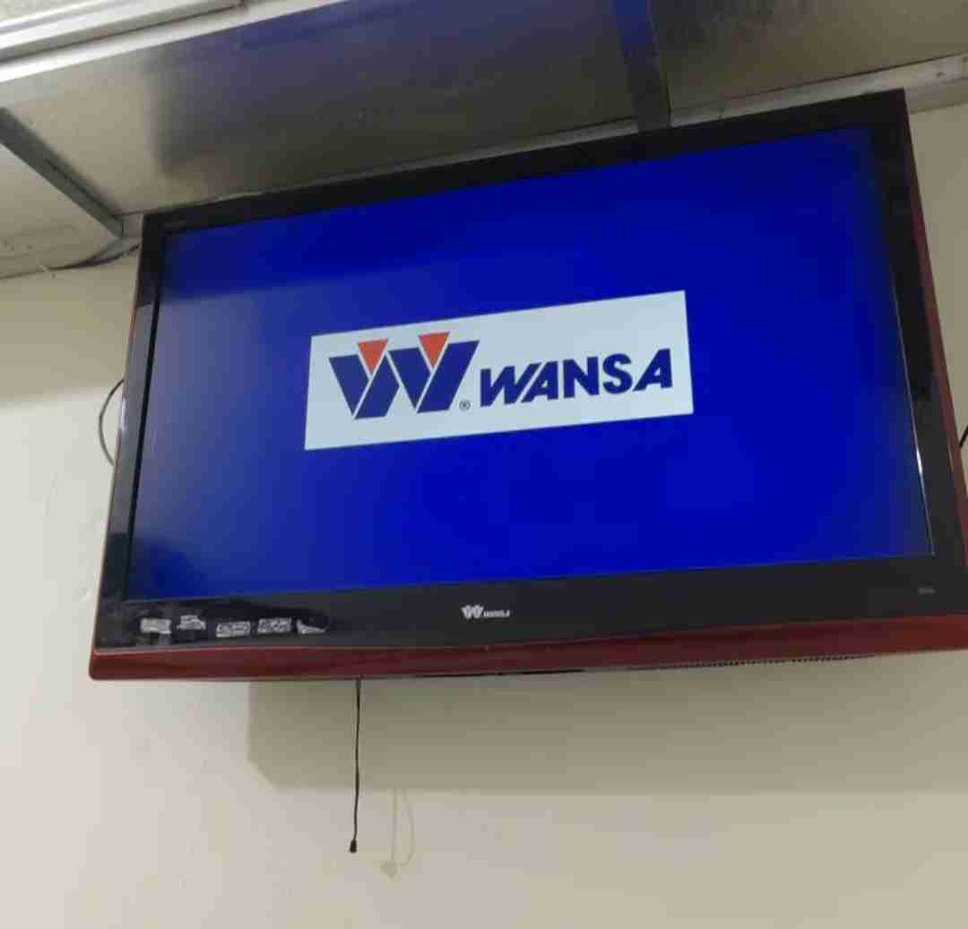 Wanasa TV LED LCD old models 43 inch 35kd