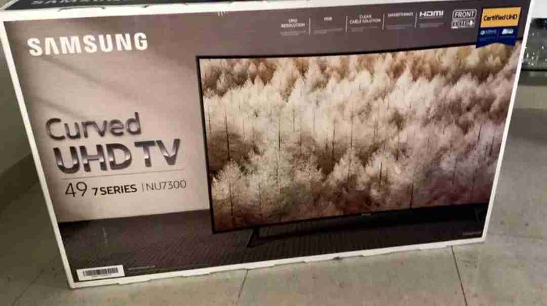 samsung curved uhd Tv