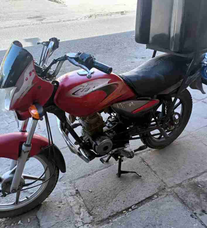 Bajaj platina