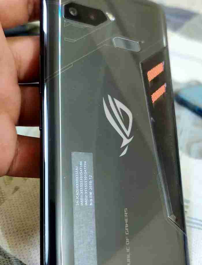 rog zs600kl brand new gaming mobile 8gb /512gb