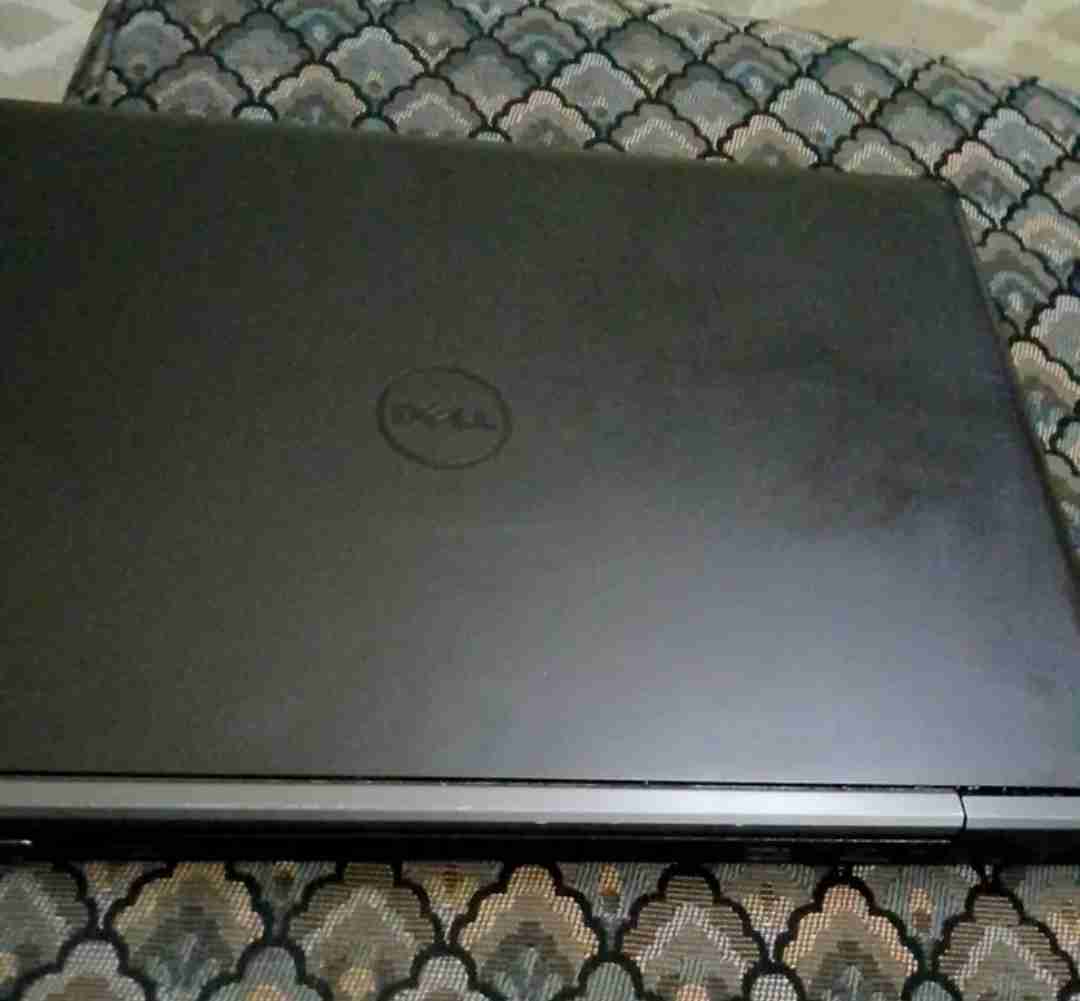 لابتوب dell i5 الجيل الخامس موصفات عاليه