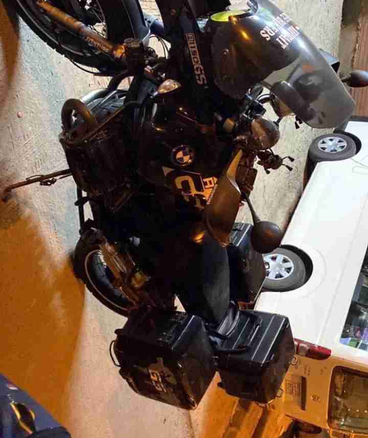 بيع دراجة نارية بي ام دبليو بحالة ممتازه (BMW motorcycle in excellent condition