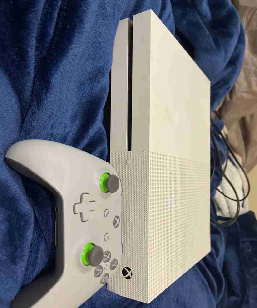 Xbox one s