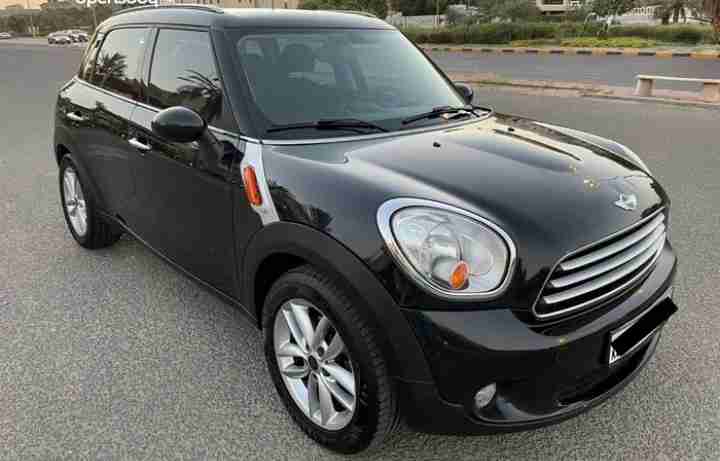 Mini-Cooper CountryMan - 2012 Black