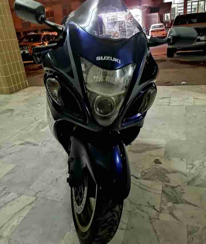 للبيع سوزكي هاي بوسا 1300/ for sale Suzuki motorcycles