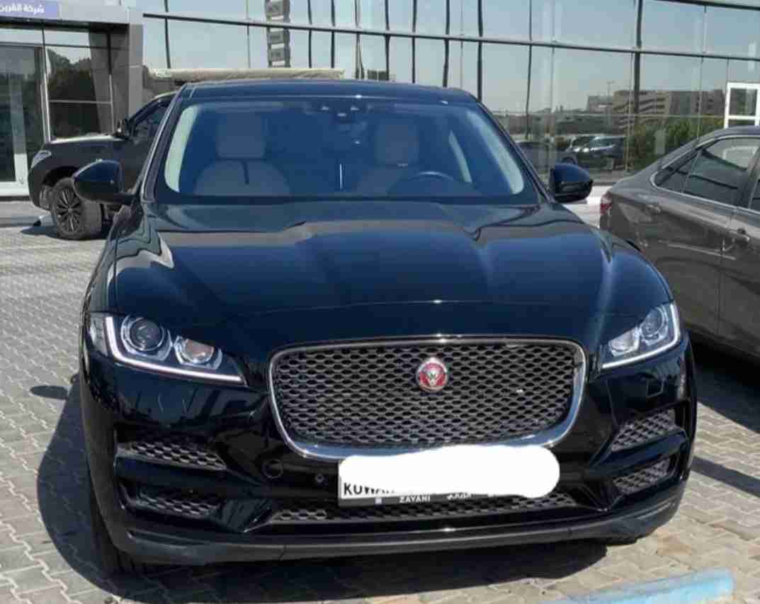 جاكوار F-PACE 2019