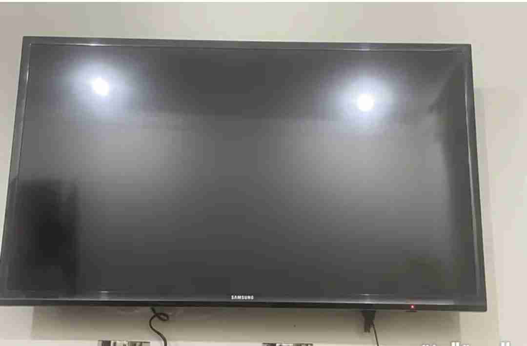 Samsung 39” full HD TV