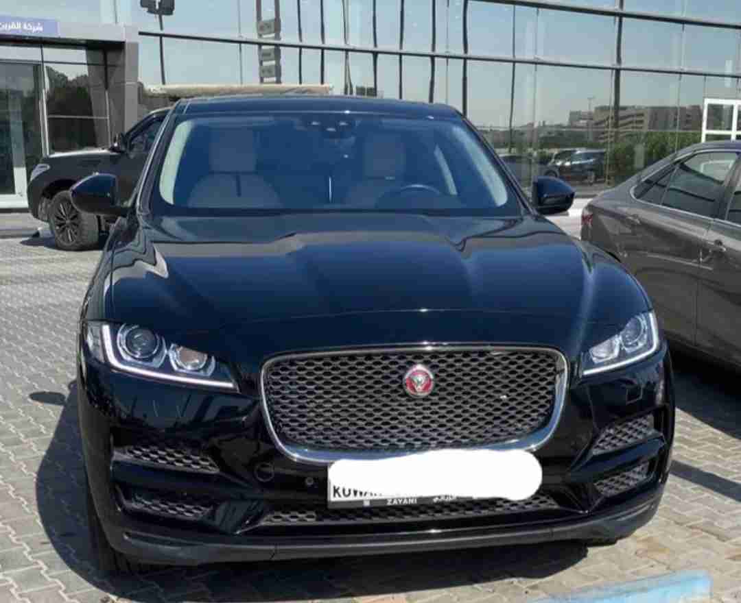 جاكوار F-PACE 2019