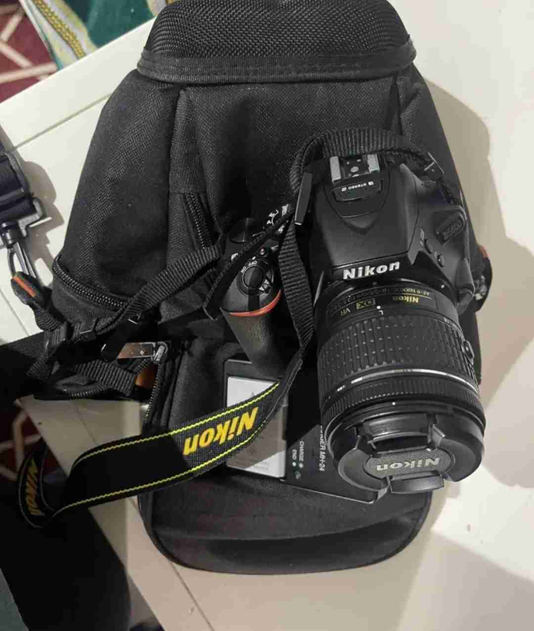 كاميرا نيكون Nikon D5600