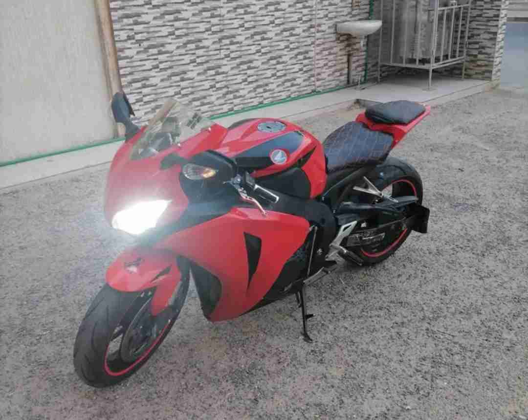 هوندا cbr1000rr