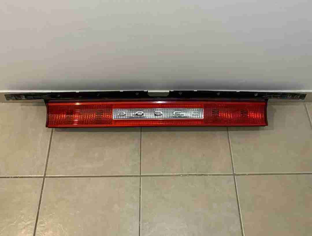 Original - Dodge Challenger 2013 Rear Lamps