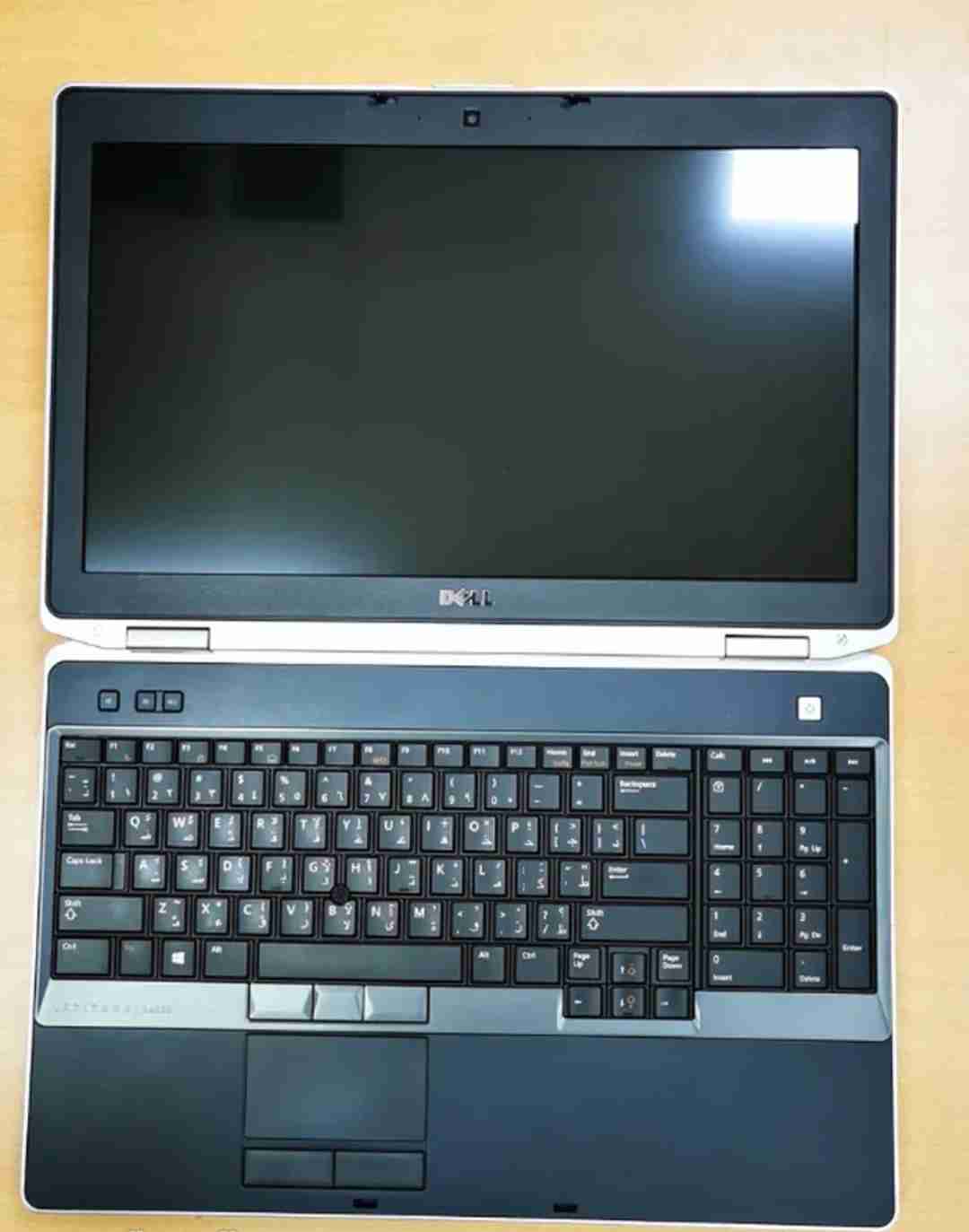 Dell latitude E6530 جهاز الأعمال المكتبيه والدراسة من فئة الأعمال