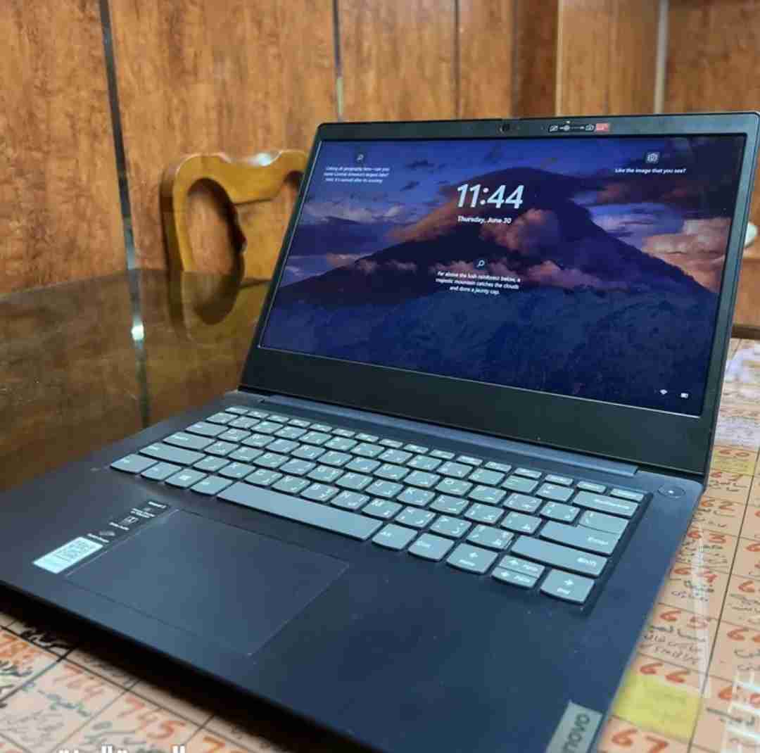 Lenovo Core I3 - 4gb ram , 120gb SSD