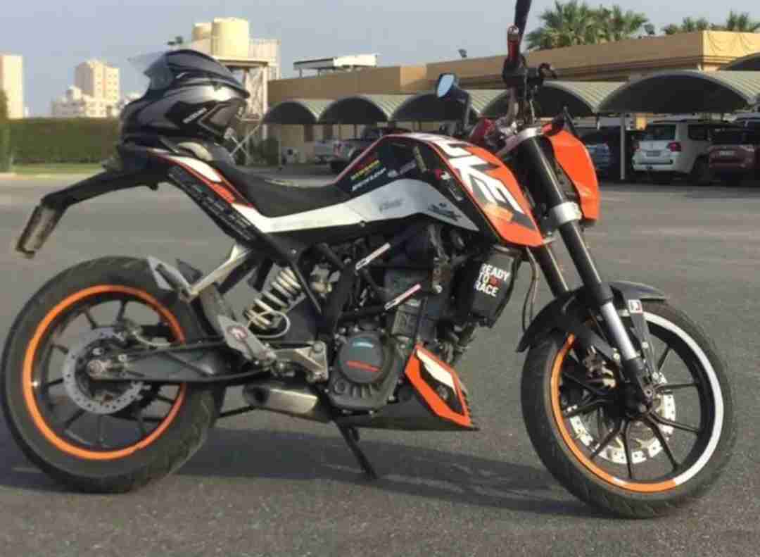 ktm duke 200