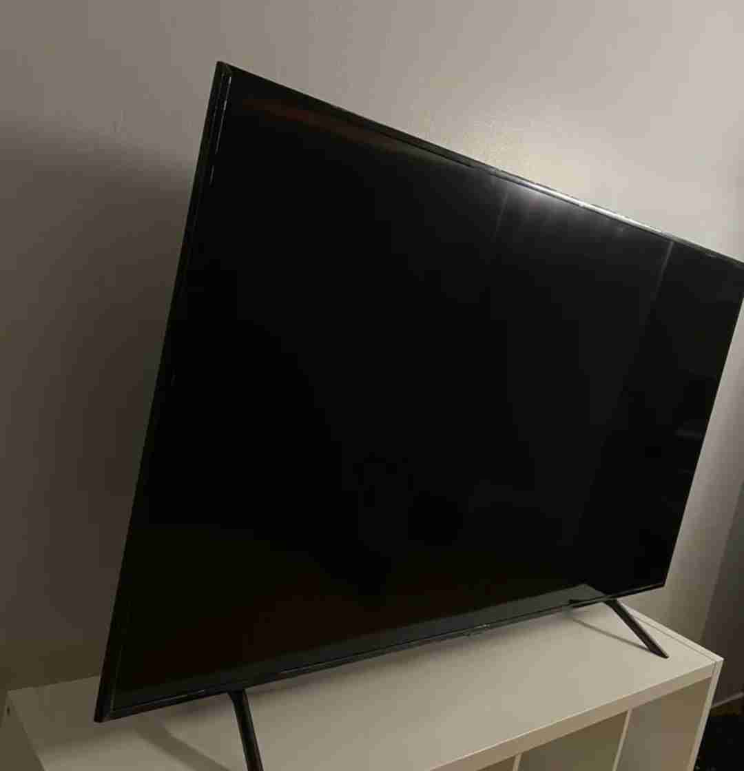 Samsung TV 65 inch UHD