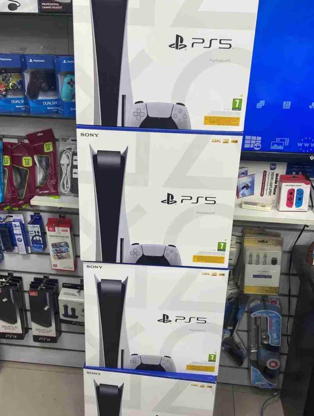 جهاز ps5 جديد بالكرتون