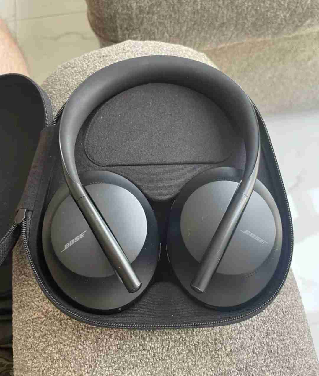 Bose Noise Cancelling Headphones