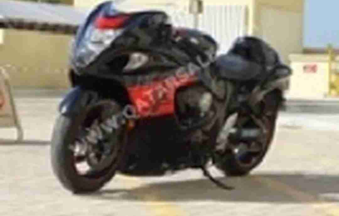 مطلوب GxR 1300 هايبوسا موديل 2012