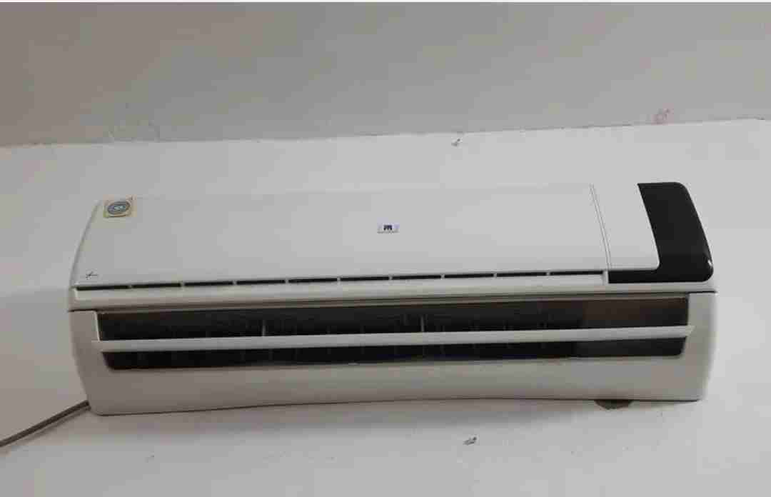 split Ac 2.4 ton