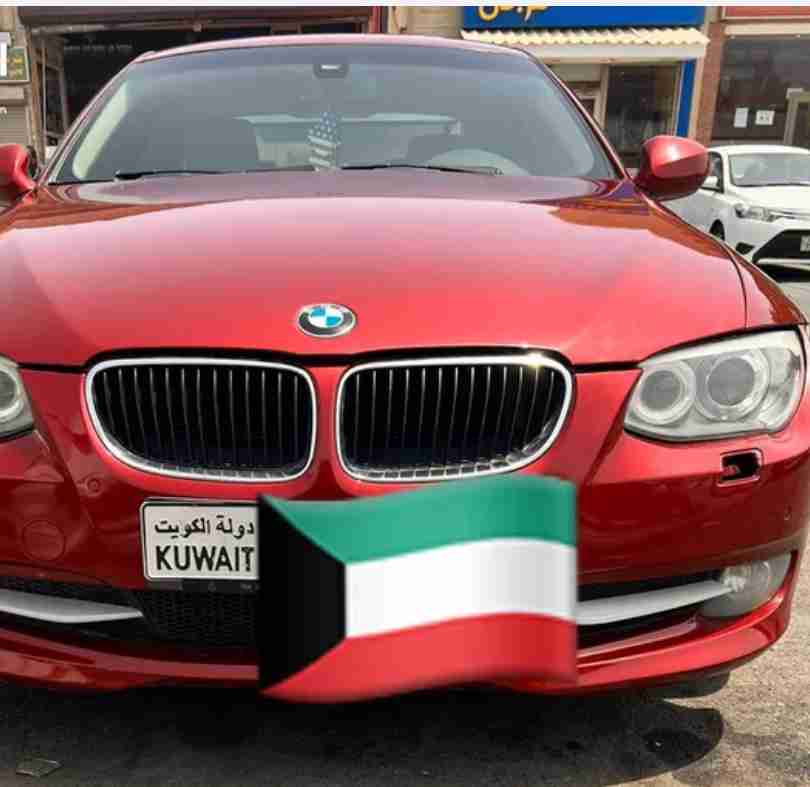 للبيع BMW320i موديل 2013 فوق الممتازة